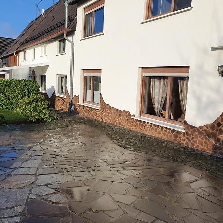 Gemuetliches Fachwerk Im Oberbergischen Apartment Wiehl Exterior photo
