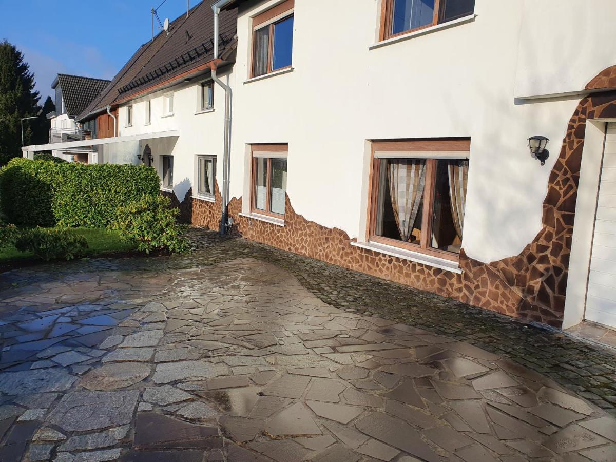 Gemuetliches Fachwerk Im Oberbergischen Apartment Wiehl Exterior photo